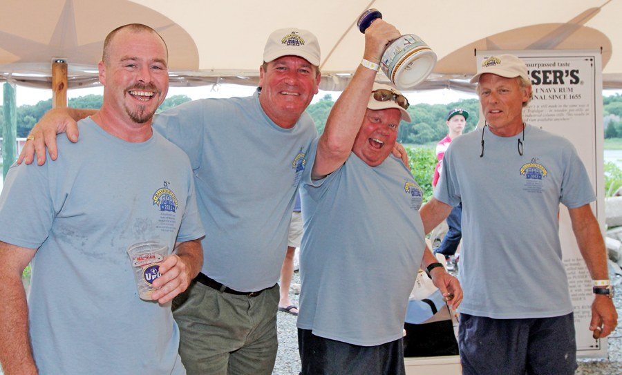 523_2012_pusser_s_decanter_for_the_last_place_finish_goes_to_ed_redmond_and_mandalay