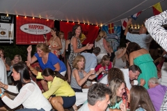 1022_getting_down_on_the_dance_floor_2014