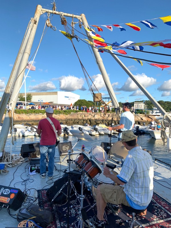 2019 Rock the Docks1